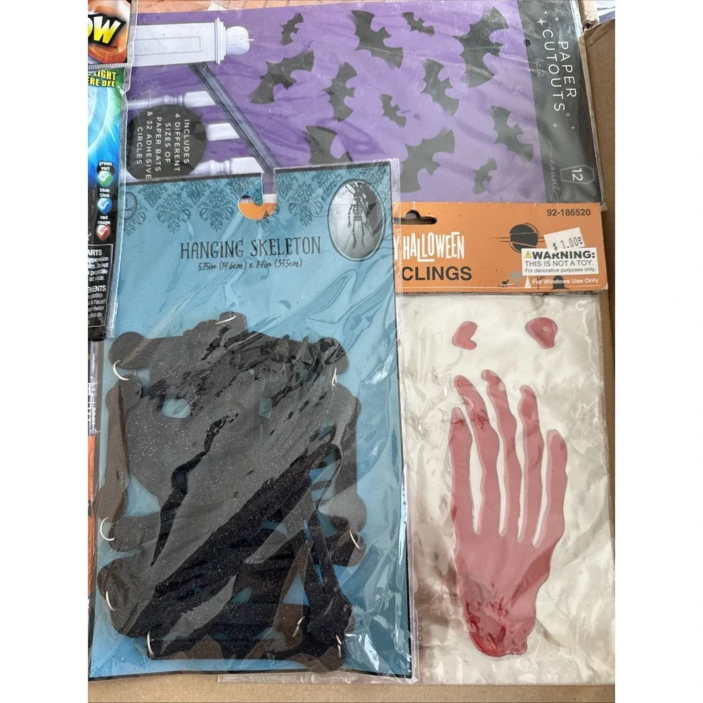Lot Of‎ Halloween Party Stuff Total Of 24 Packages, Party Decorations-Read